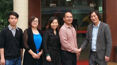 我們找中擂公司為多奇設(shè)計(jì)品牌形象、宣傳工具等一系列的項(xiàng)目，希望通過(guò)重新包裝讓多奇的品牌形象更加鮮明。中擂團(tuán)隊(duì)的服務(wù)水平和設(shè)計(jì)水平都很不錯(cuò)，在同行中應(yīng)該是處于上游的。